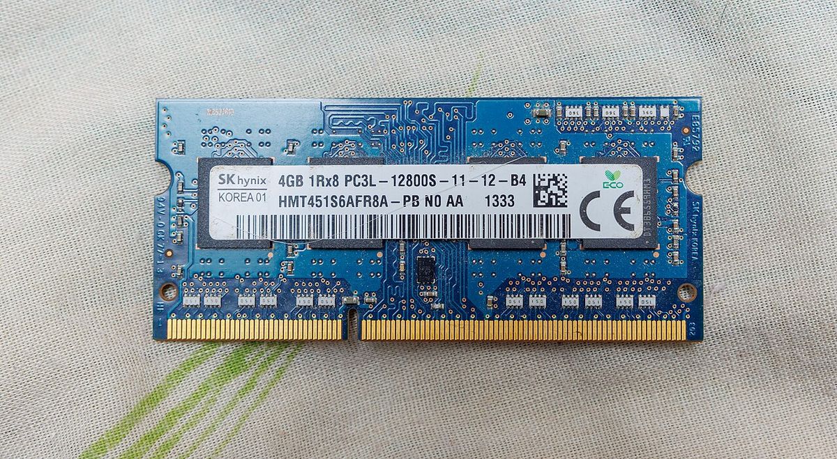 SK하이닉스 DDR3 메모리 모듈 앞면
